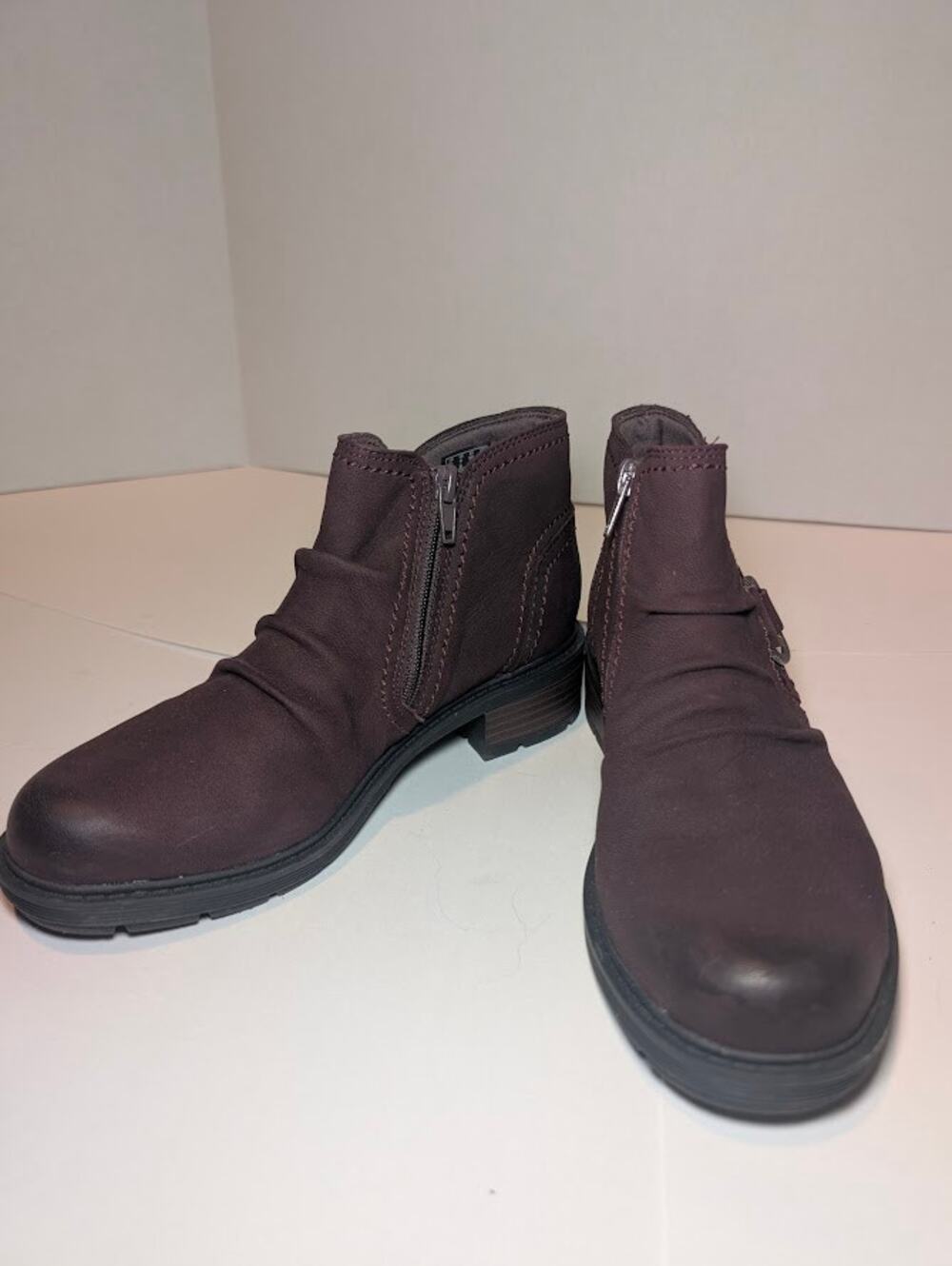 Clarks Collection Ankle Boot Bootie 6 Burgundy Leather Hearth Fay